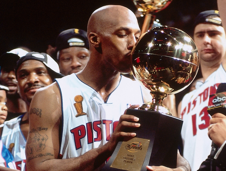 历史唯一！比卢普斯对乔丹科比詹姆斯交锋均占优 今成杨瀚森教练